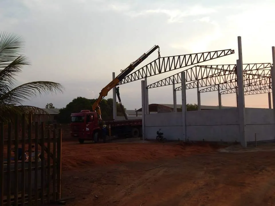 Obra em estrutura metálica realizada pela JS Metalúrgica 16