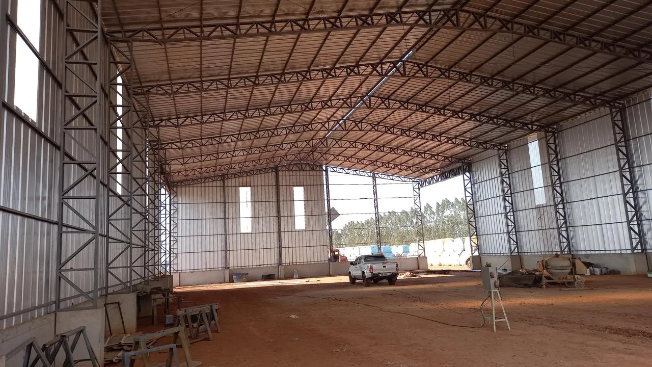 Obra em estrutura metálica realizada pela JS Metalúrgica 14