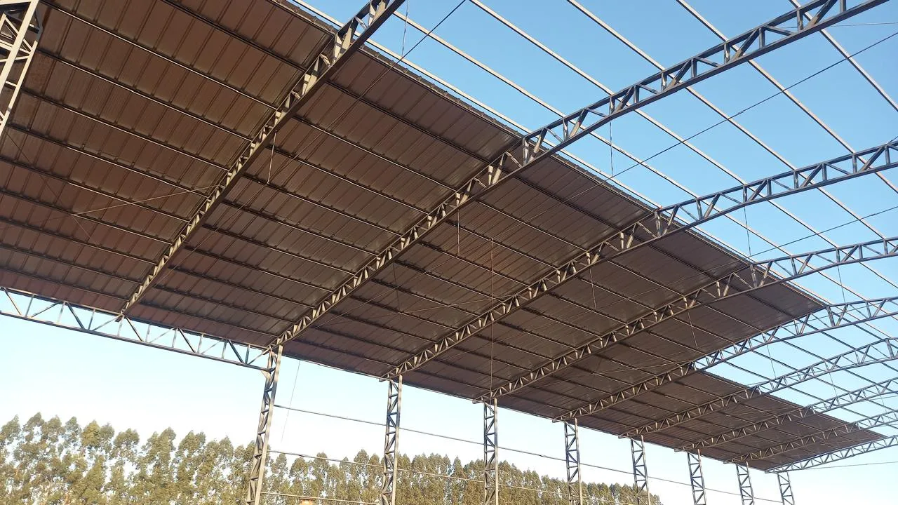 Obra em estrutura metálica realizada pela JS Metalúrgica 13